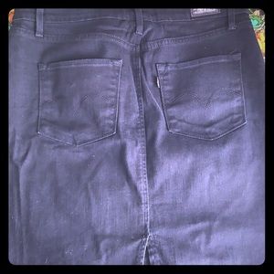 Black Levi's pencil skirt