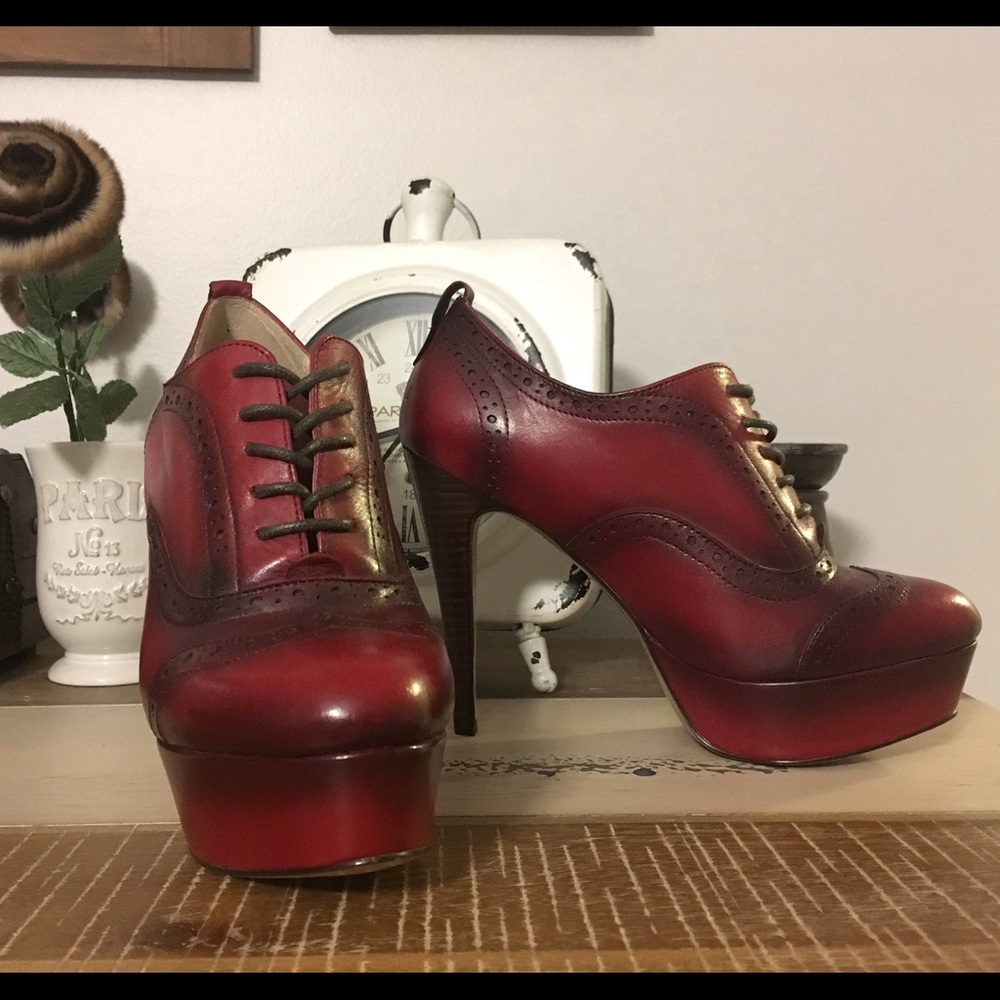 Leather Cinti Booties