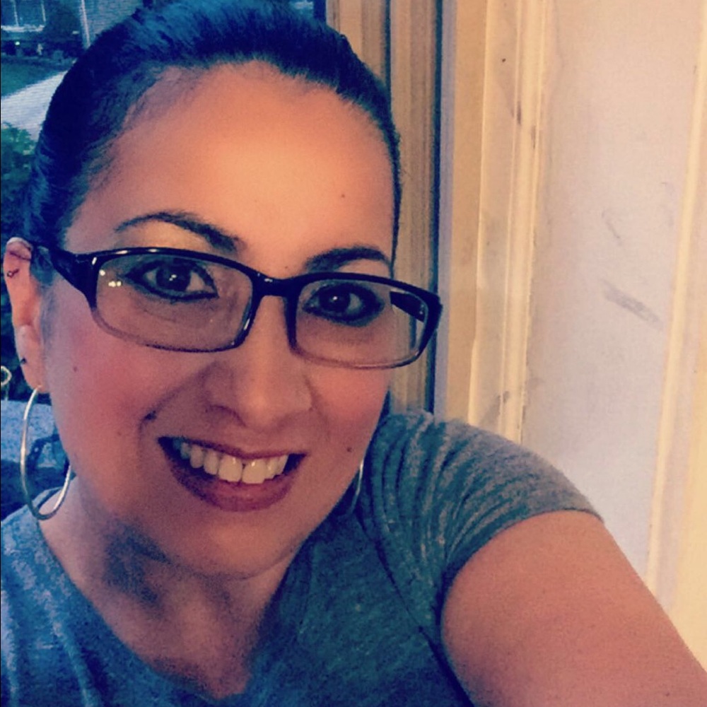 Meet your Posher, Sonia