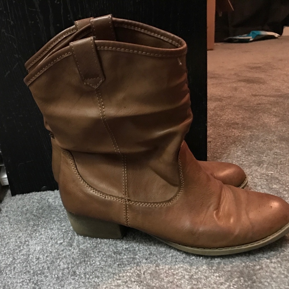 Tan leather half boots