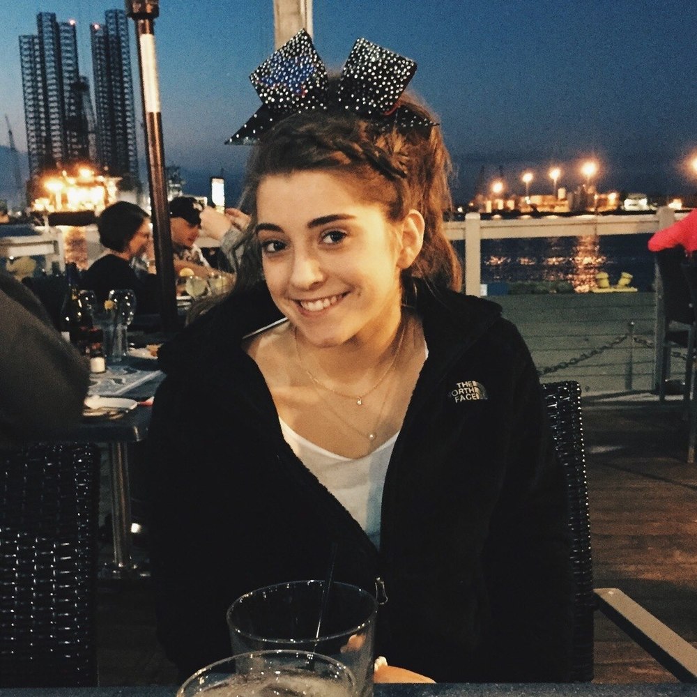 Meet your Posher, Courtney