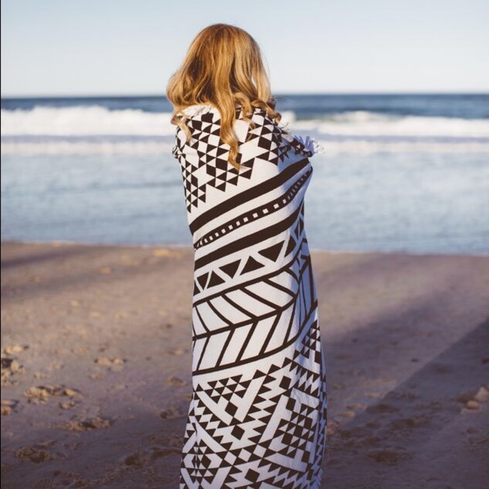 Tribal Round Beach Blanket - Picture 3 of 3