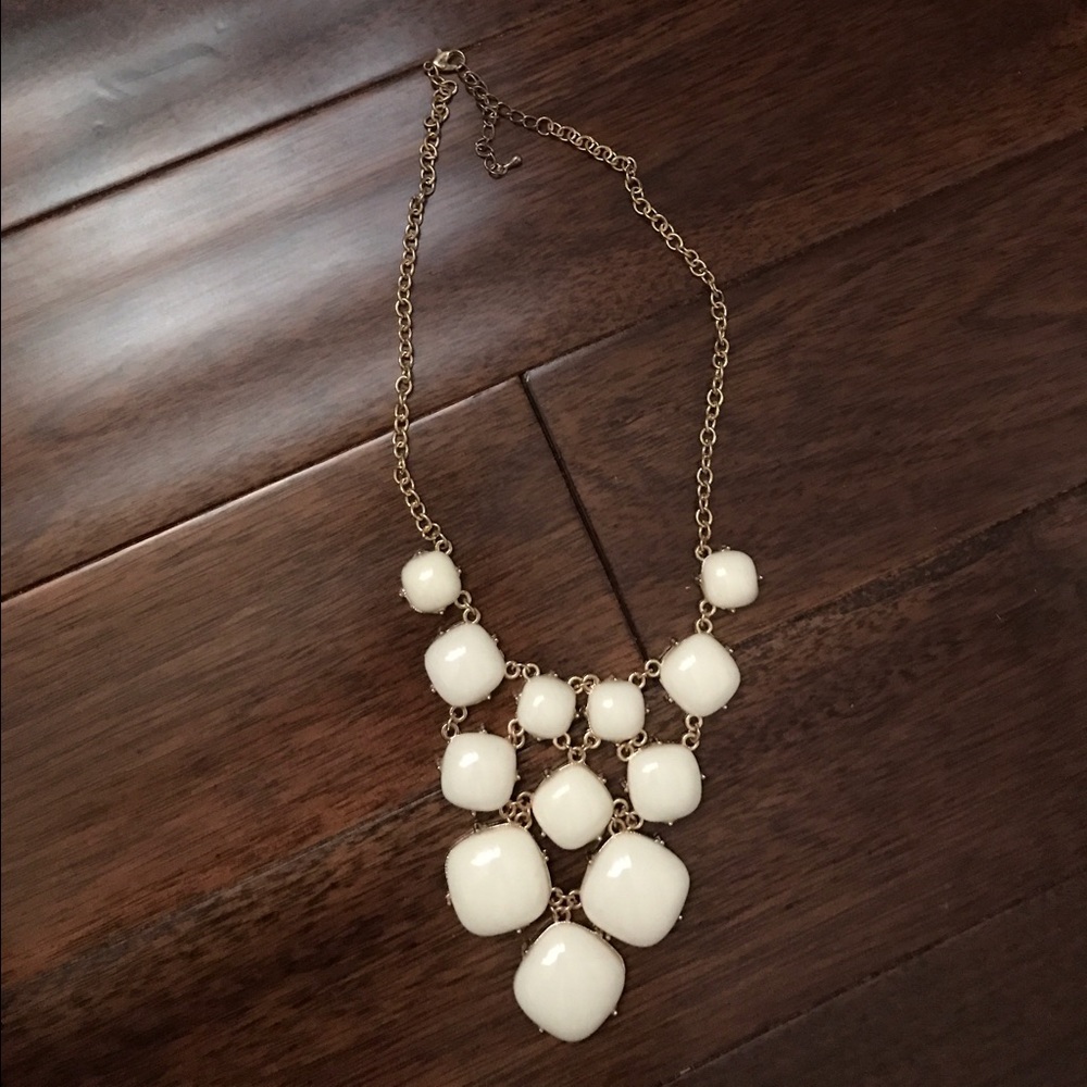 statement necklace