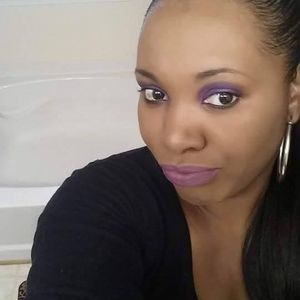 Meet your Posher, Felicia