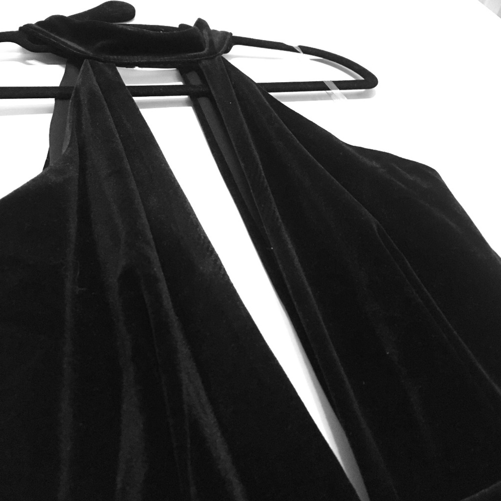 DO + BE VELVET JUMPER!