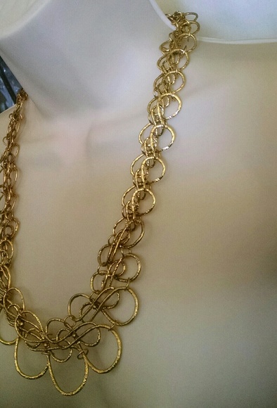 Beautiful unique gold tone antique-like necklace - Picture 2 of 3