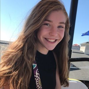 Meet your Posher, Nicole