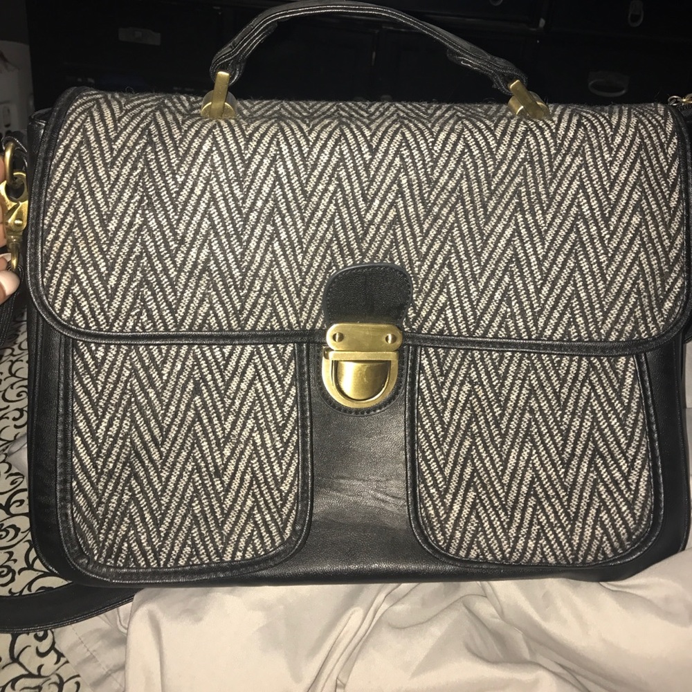 Messenger bag with room for laptop