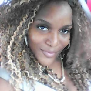 Meet your Posher, Denise