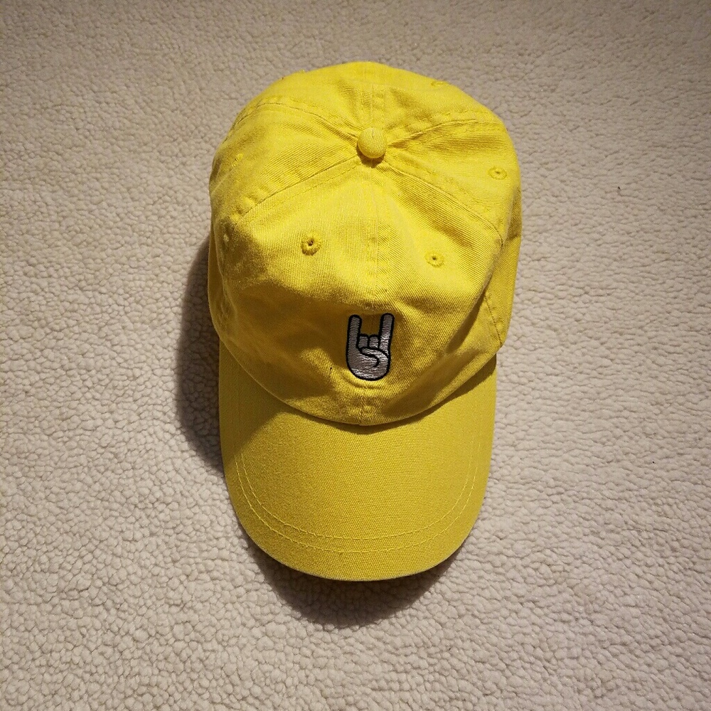 SOLD 🚫 Rocker Hat