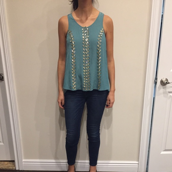 Madison Marcus Tops - Madison Marcus Flowy Green Studded Top Blouse Sz M