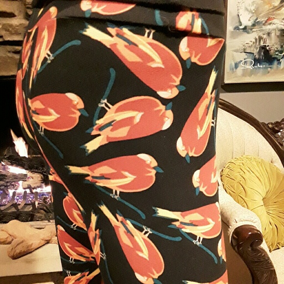 Lularoe Unicorn Rare Red Bird - Picture 2 of 4