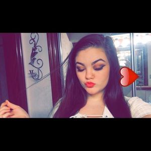 Meet your Posher, Karina