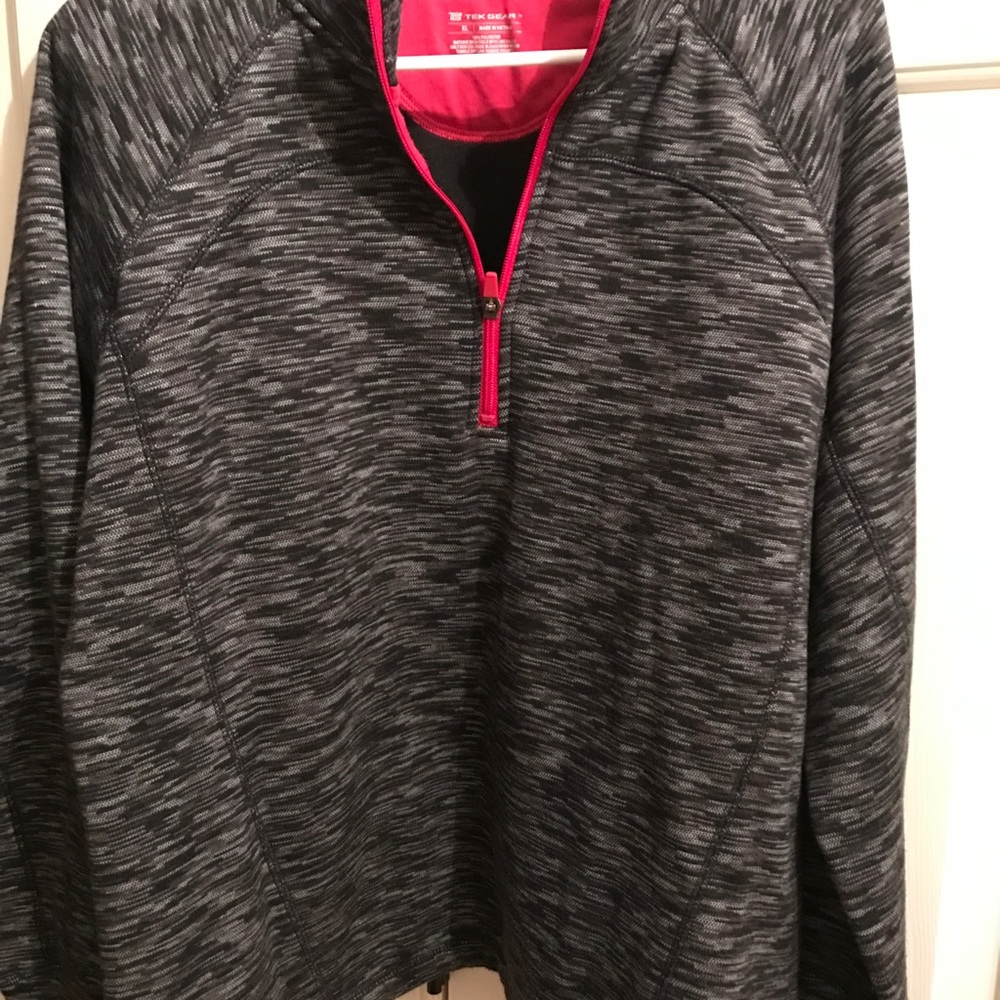Women's pullover zip up jacket