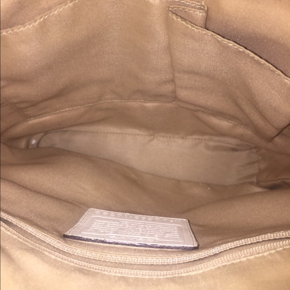 Cream Coach cross body - Picture 3 of 4