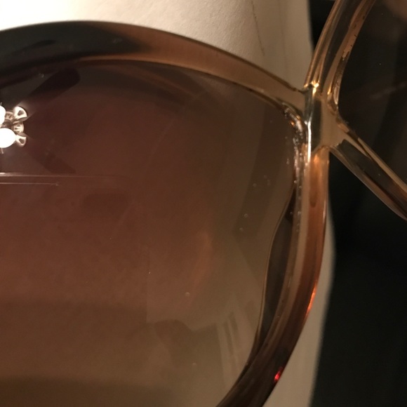 Authentic Tom Ford Margot Sunshades - Picture 7 of 7