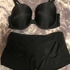 Victoria's Secret black demi bra 38DD & free panty
