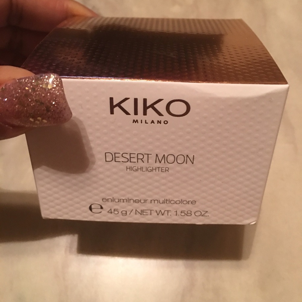 Kiko Milano desert moon highlighter