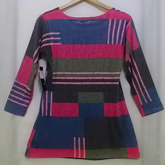 Nally & Millie Abstract Lightweight Tunic Sweater - Picture 2 of 4