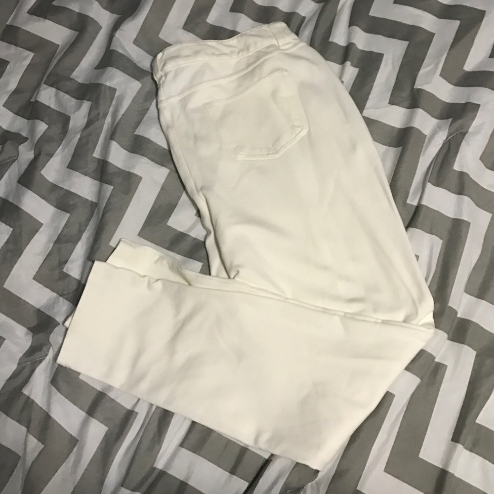 Ashley Stewart Ivory Leggings✨