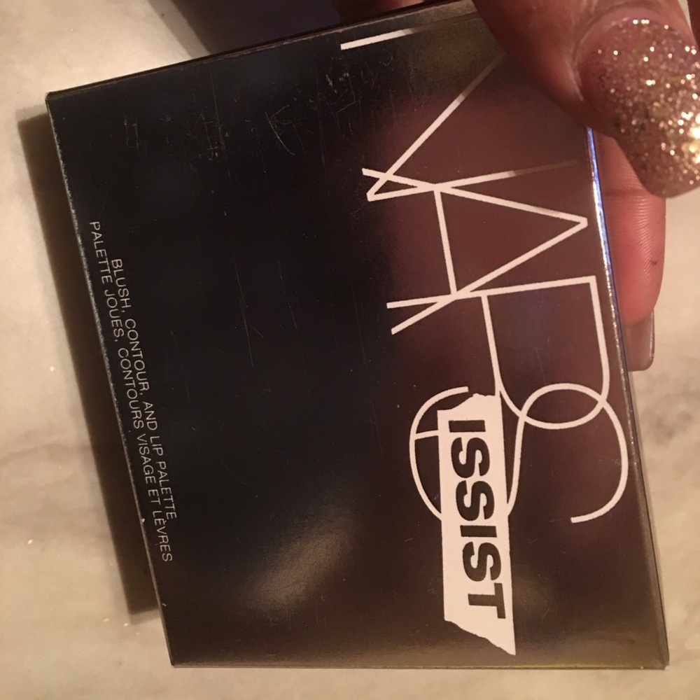 NARS makeup blush, contour and lip palette