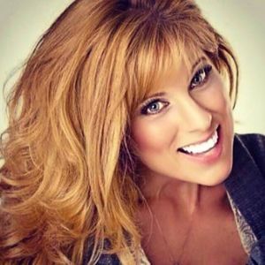 Meet your Posher, Colette mintz