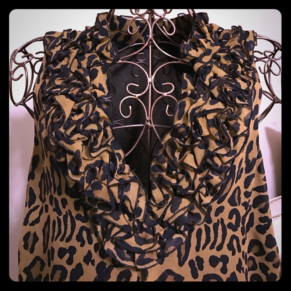 NWT...INC Woman's animal print sleeveless blouse