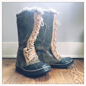 Sorel boots. Beautiful and warm!