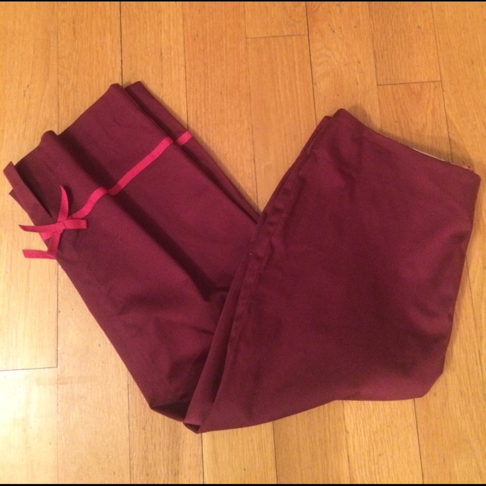 Bandolino capri pants