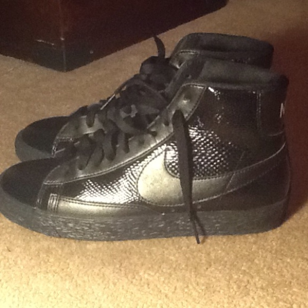 Black Patent Hi Top Nike sneakers