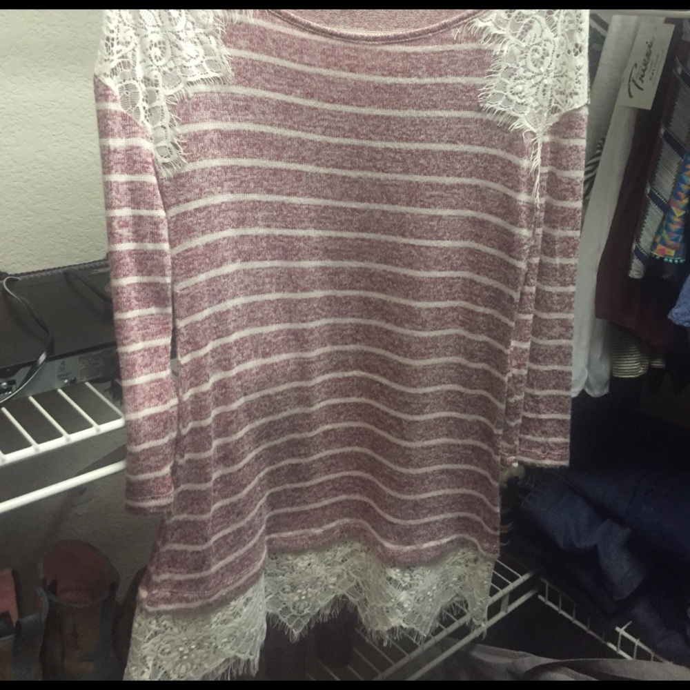 Long sleeve, longer shirt