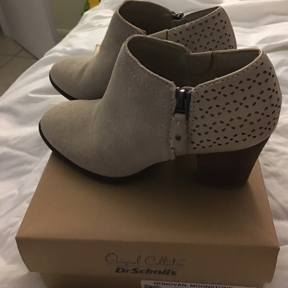 Dr. Scholls Donovan booties