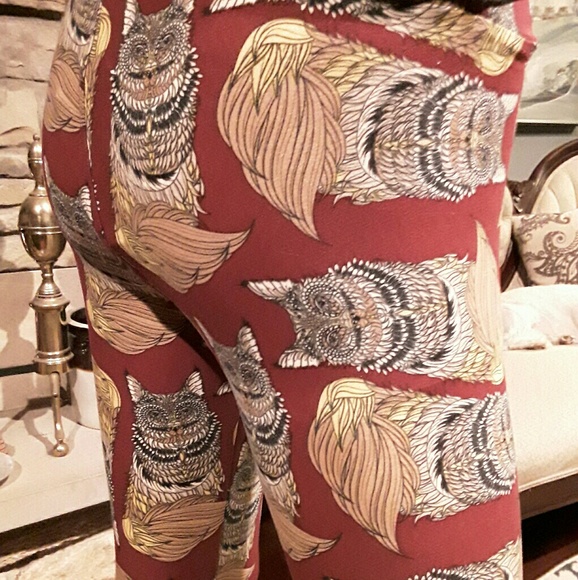 Lularoe Unicorn Rare Psychedelic Owl - Picture 2 of 4