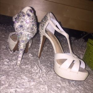 Perfect for Prom Gianni Bini Geneva Heels