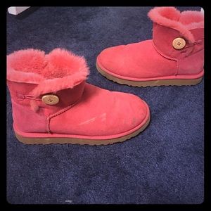 Pink uggs Bailey Button Mini