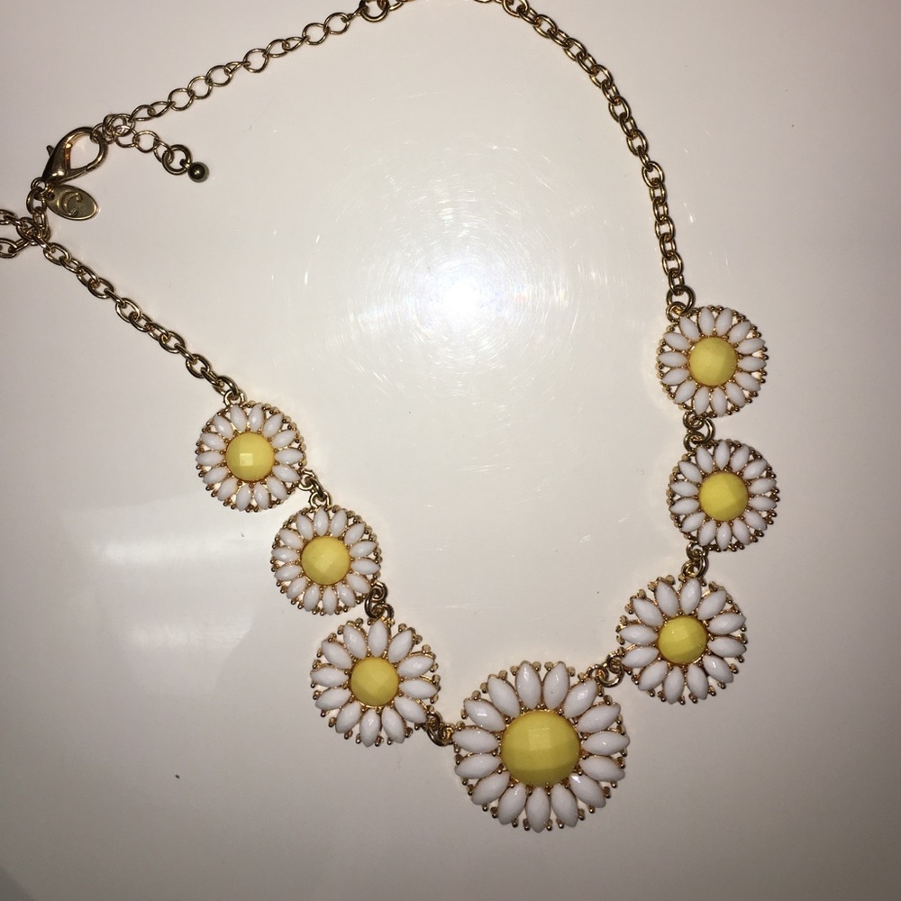 Flower necklace