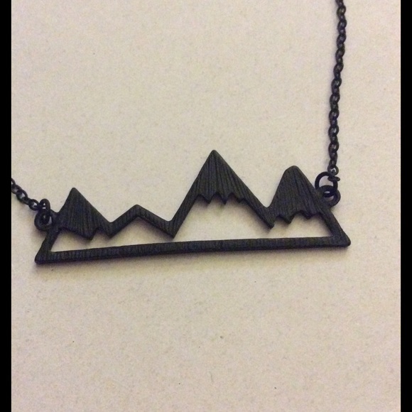 🌸 Rocky Mountain Necklace NEW 🌸 - Picture 3 of 5