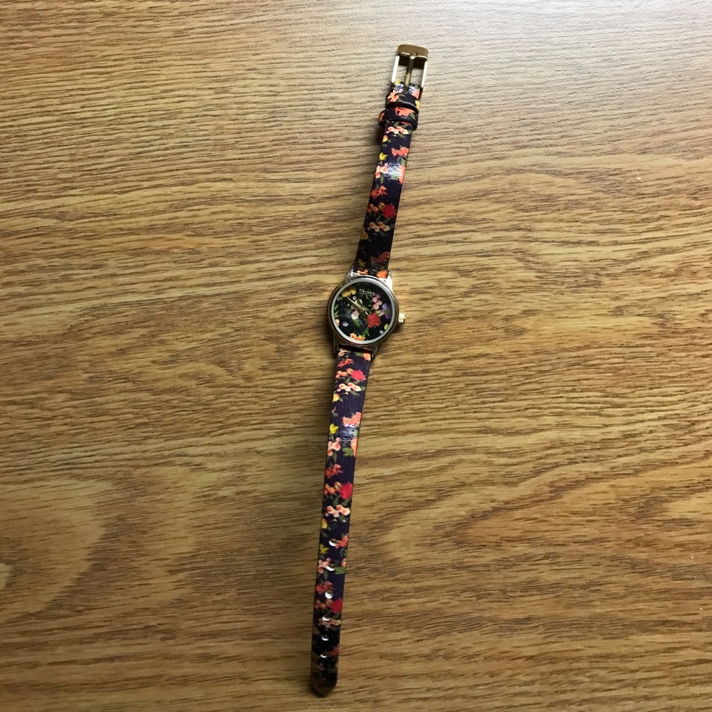 Decree floral watch