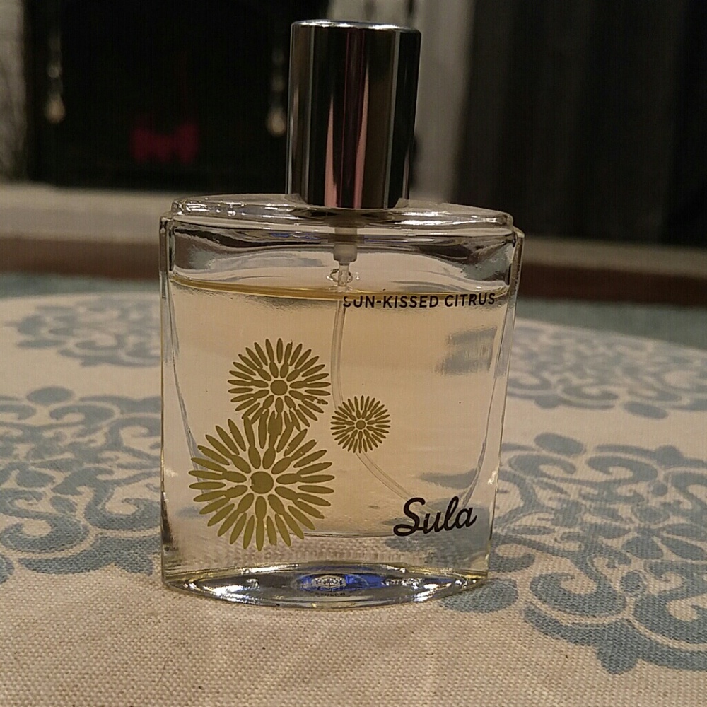 Perfume - Picture 2 of 2