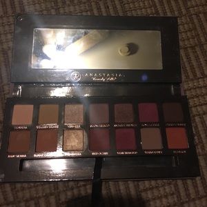 Mordern Renaissance by Anastasia