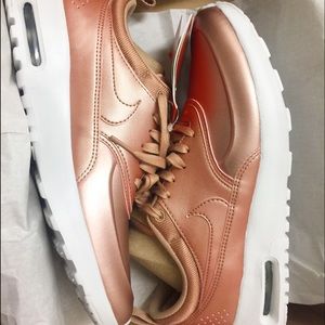 Nike Air Max Thea Rose Gold