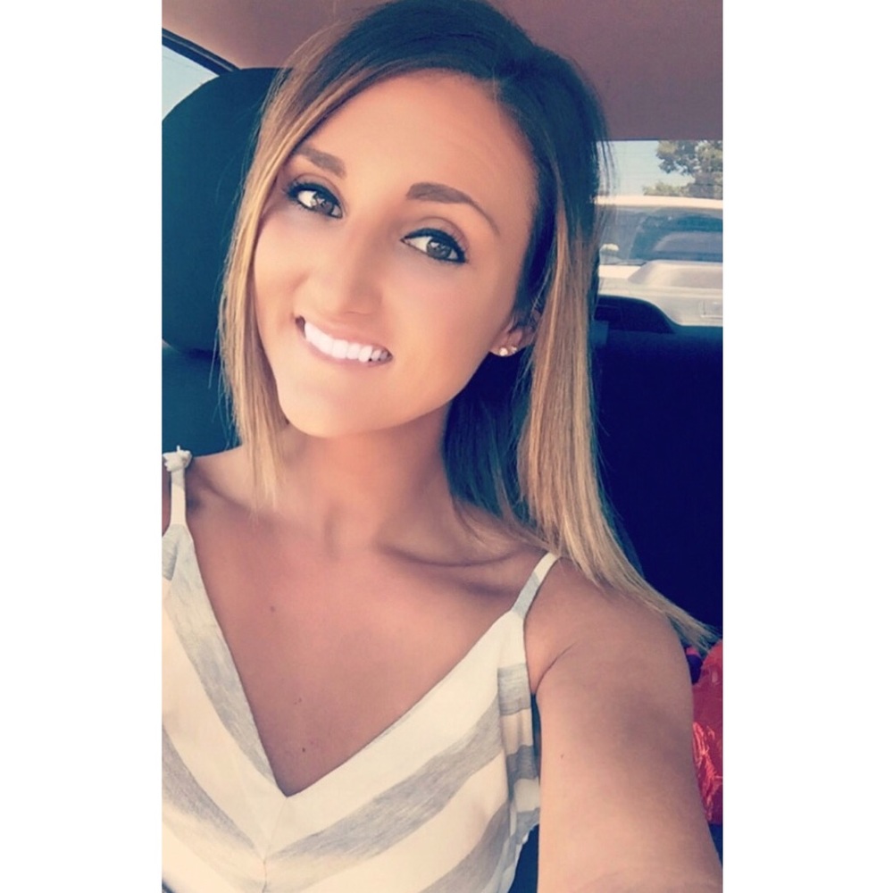 Meet your Posher, Andrea