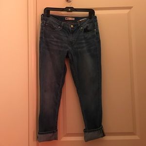 Levi's Cropped/Cuffed Jeans