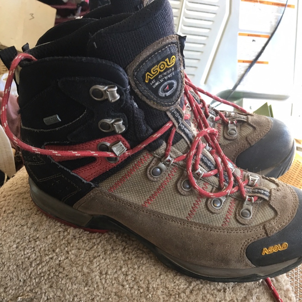 ***SOLD***Asolo men's hiking boots