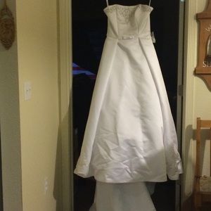 Wedding dress very pretty