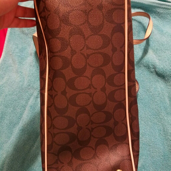 Coach Bag - Picture 3 of 3