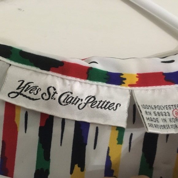 VIBRANT SHORT SLEEVE BUTTON UP TOP - Picture 3 of 5