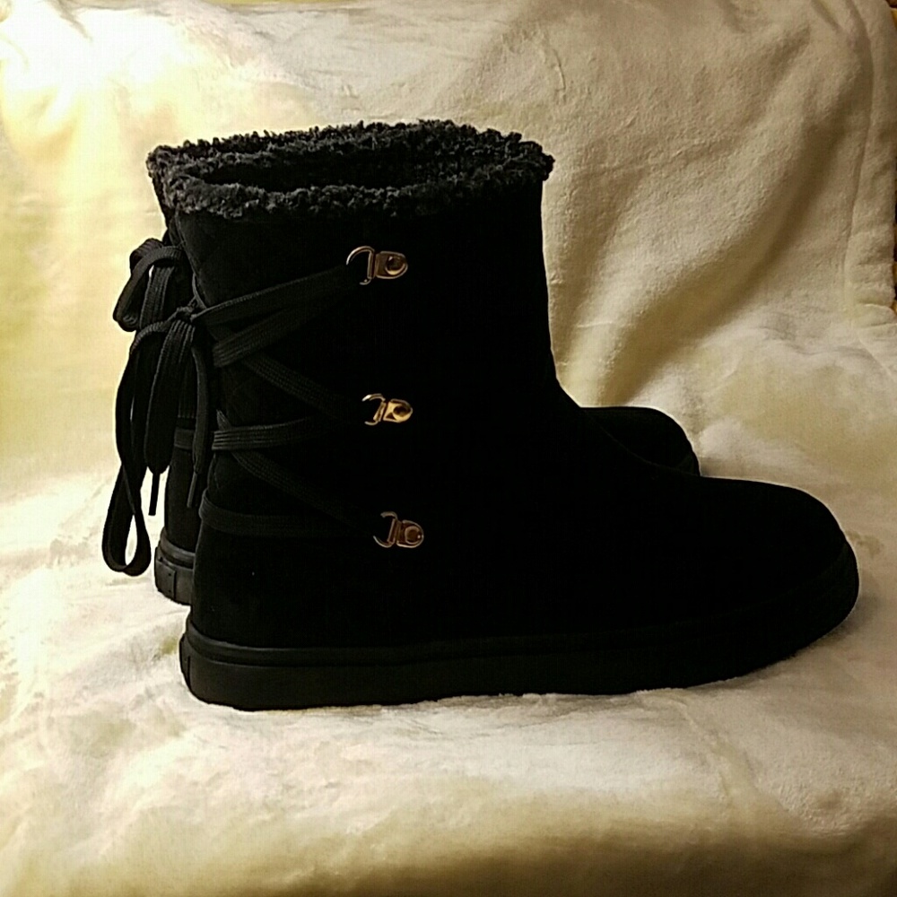 NWOT Winter Boots