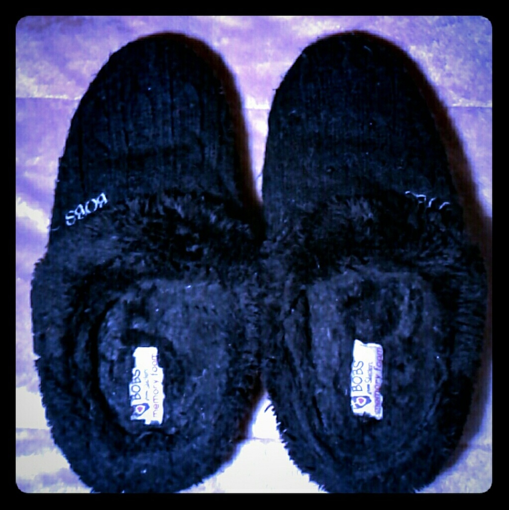 Knit slippers