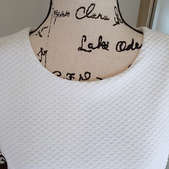 White skater dress - Picture 3 of 3